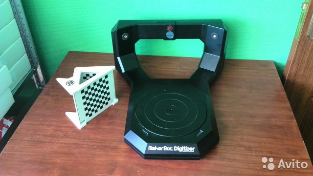 Продам 3D сканер MakerBot Digitizer