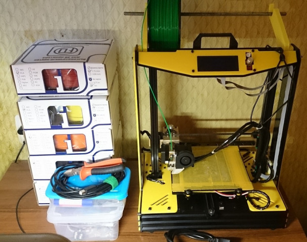 продам 3D-Принтер Prusa i4