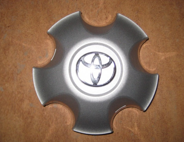 Колпак на диск Toyota LandCruiser 100 