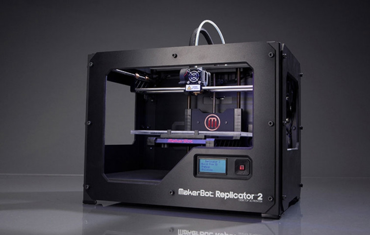 Продам MakerBot Replicator 2!