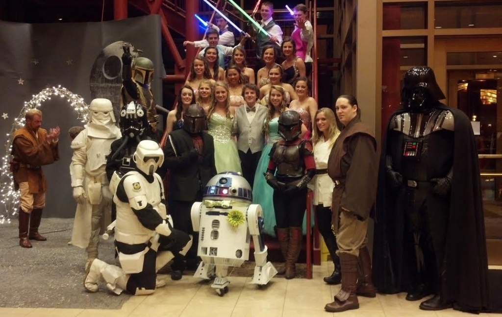R2-D2 (R2-JE) Эндрю на съезде фанатов &laquo;Звездных войн&raquo;