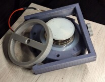 Модульные пиксельные экраны PIXBOX, часть 7: вибродинамик