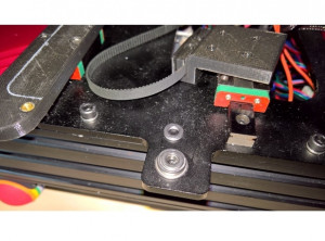 Prusa i4 Opora stola - kreplenie remnya