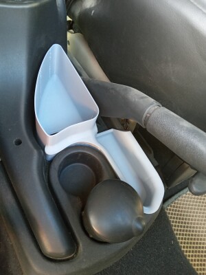 Подстаканник в рено сценик 2