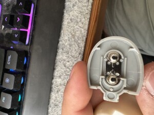 Крышка батарейного блока бесконтактного термометра GP-300