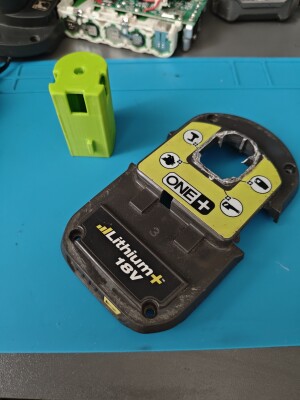 для ремонта корпуса акб ryobi