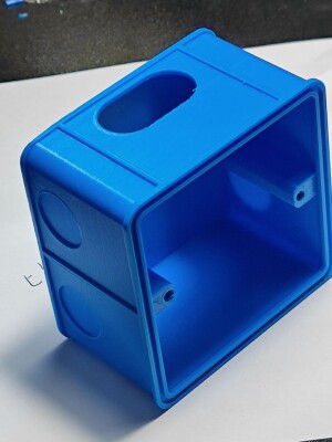 Подрозетник 86 х 86