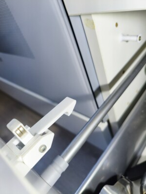 Магнитный замок скрытого монтажа