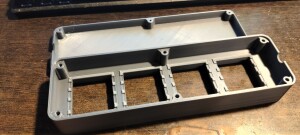 Блоки розеток под модули Mosaic адаптированные под умные розетки Tuya (на 4 и 6 постов)