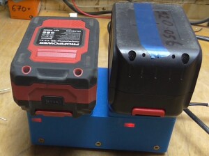 Корпус зарядного устройства для АКБ Макита