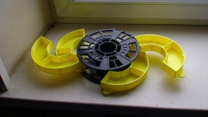 Органайзер из катушек российских производителей.