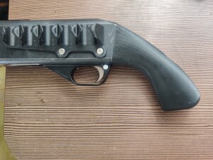 Пистолетная рукоятка на ИЖ-81