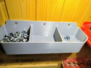 Органайзер для гаек и прочего в гараж