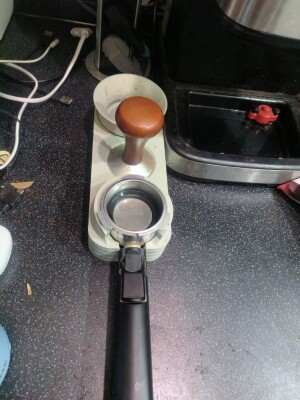 подставка для рожка кофемашины и воронка