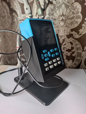 Регулируемый держатель для осциллографа DSO2512G