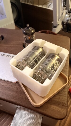 Кейс для мелких аудио-ламп