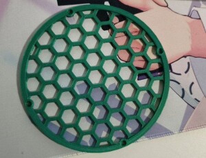 Защитные сетки на динамики 16