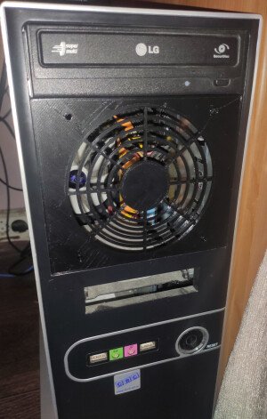 Крепление вентилятора на переднюю панель пк