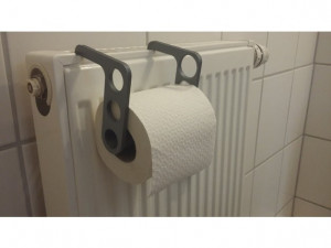 Вешалка для туалетной бумаги на батарею