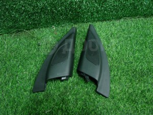 Крепление твиттеров (пищалок) Suzuki Grand Vitara