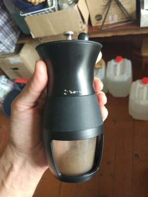 Деталь для ручной кофемолки.