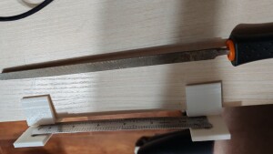 крепление для бортика на столешницу