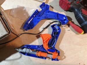 Тяга курка пистолета для термоклея.