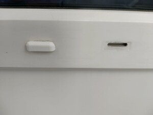 Заглушка на пластиковые окна для водоотвода
