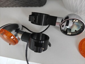 Крепление переднего сигнала поворота для Kawasaki VN 1600 Mean Streak