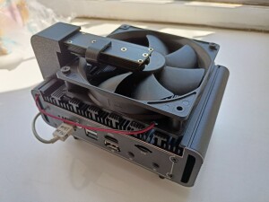 минипк: вентилируемое дно, и крепления для ssd вне корпуса