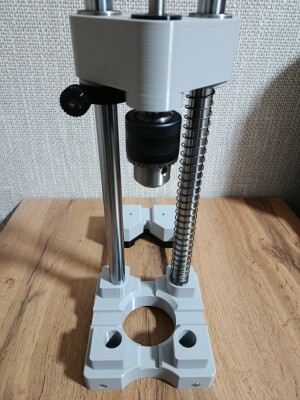 Сверлильный станок-стойка