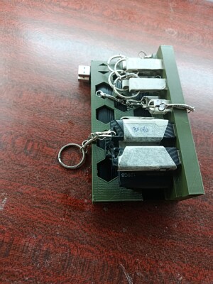 Хранилка для флешек+ SSD m2.5