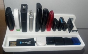Полочка для USB флешек (USB flash drive holder on the wall with shelf)