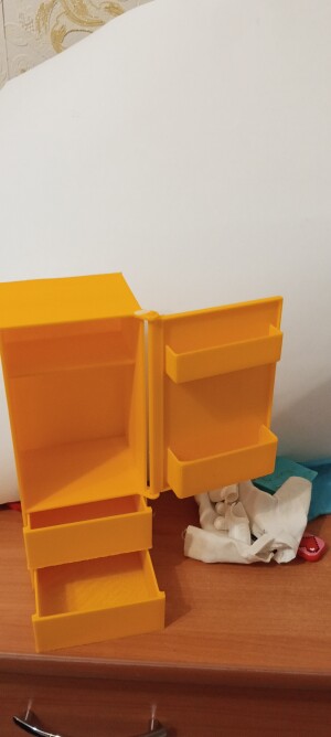 Холодильник для кукол