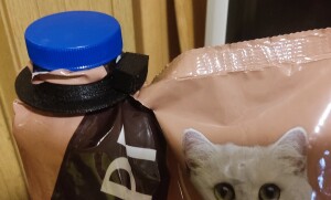 Насадка на пакет с кормом для животных