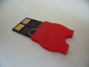 Футляр для 4х nano SIM карт.