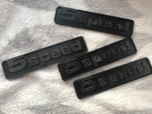 Экспортный шильдик 5 speed