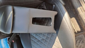 Заглушка подлокотника лада гранта