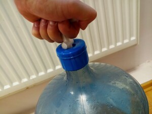 Открывашка для 19-ти литровой бутылки