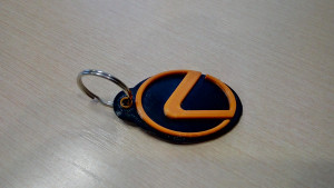 Lexus logo брелок