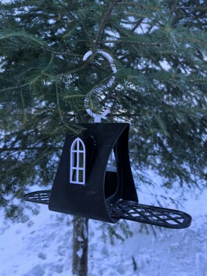 Кормушка для птиц