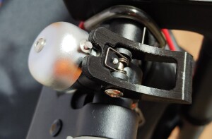 Курок звонка или фиксатор рулевой стойки самоката Xiaomi M365