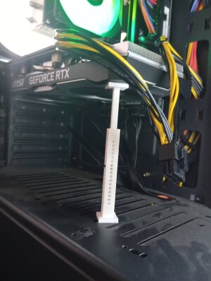 РЕГУЛИРУЕМАЯ СТОЙКА ДЛЯ ПОДДЕРЖКИ ВИДЕОКАРТЫ