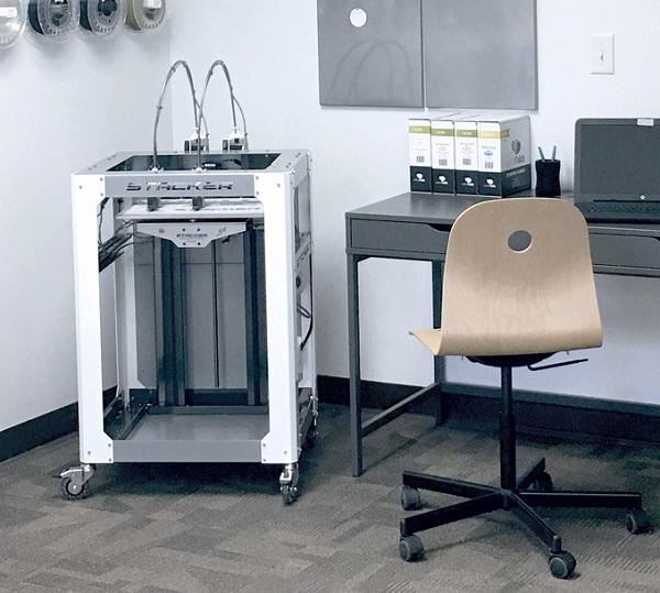 Крупноформатный 3D-принтер Stacker S2 с раздельными головками доступен на Kickstarter