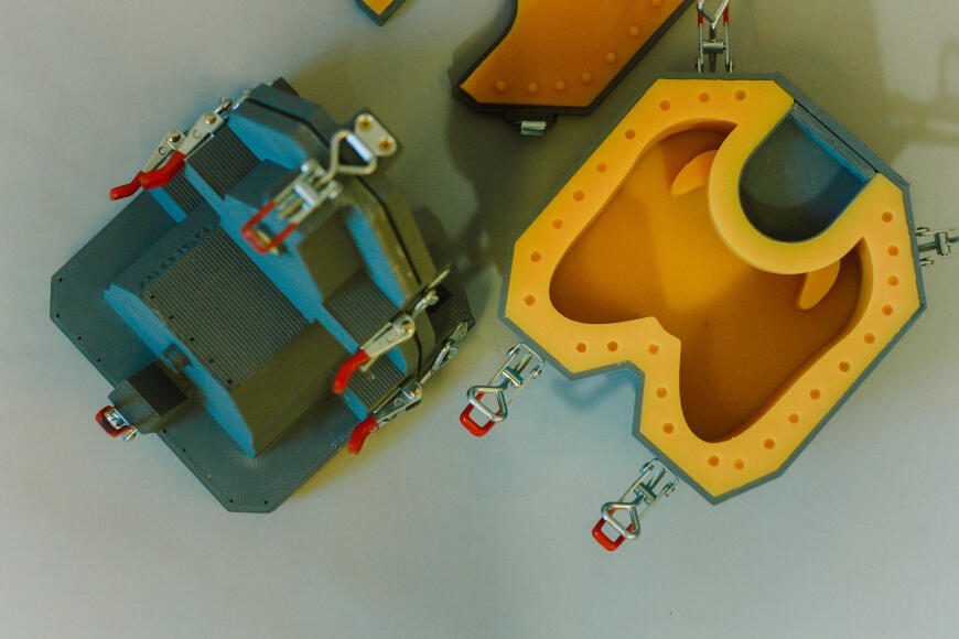 Печать кожуха для силиконовой литейной формы 4