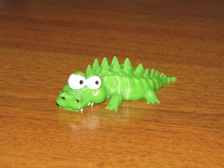 Страшный, но красивый аллигатор или крокодил