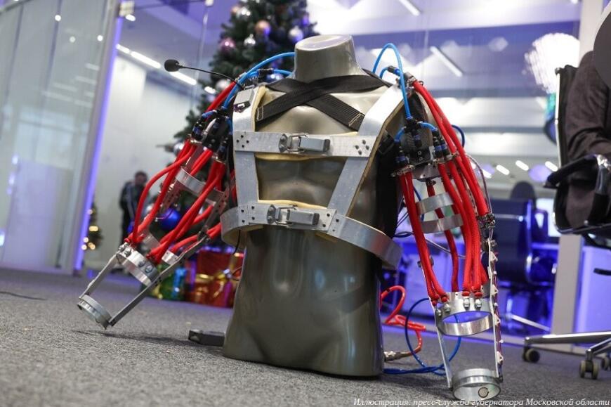 Подмосковный школьник разрабатывает экзоскелет