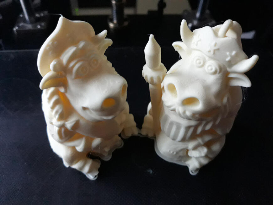 С Наступающим !