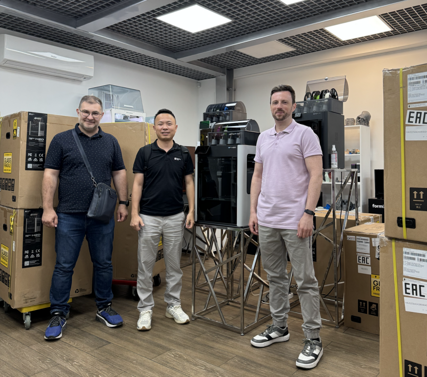 Встреча с представителем Bambu Lab - Лео Ванг и визит на «Фабрику 3D-печати братьев Просвирниных» Встреча с представителем Bambu Lab - Лео Ванг и визит на «Фабрику 3D-печати братьев Просвирниных»