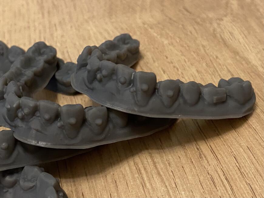 Челюсти из Hard Light